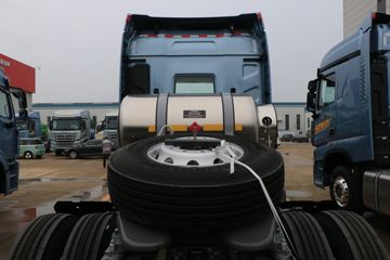 ��������HOWO TS7 12.4L LNG 480���� 6X4 �й�����12�� AMT�Զ��� ǣ����ͼƬ