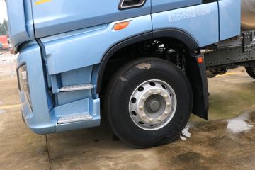 ��������HOWO TS7 12.4L LNG 480���� 6X4 �й�����12�� AMT�Զ��� ǣ����ͼƬ