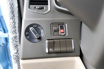 ��������HOWO TS7 12.4L LNG 480���� 6X4 �й�����12�� AMT�Զ��� ǣ����ͼƬ