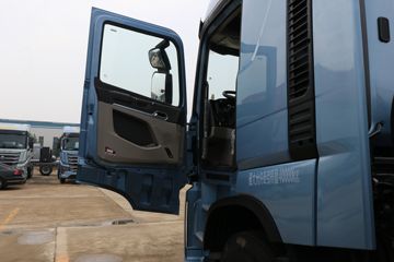 ��������HOWO TS7 12.4L LNG 480���� 6X4 �й�����12�� AMT�Զ��� ǣ����ͼƬ