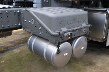 ��������HOWO TS7 12.4L LNG 480���� 6X4 �й�����12�� AMT�Զ��� ǣ����ͼƬ
