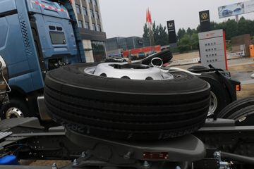 ��������HOWO TS7 12.4L LNG 480���� 6X4 �й�����12�� AMT�Զ��� ǣ����ͼƬ