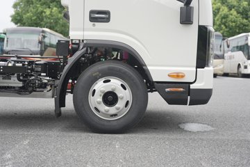 ����˧��ES9 4.18�׵��Ŵ��綯��ʽ�Ῠ ����ʱ��171.87kWhͼƬ