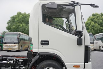 ����˧��ES9 4.18�׵��Ŵ��綯��ʽ�Ῠ ����ʱ��171.87kWhͼƬ