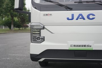 ����˧��ES9 4.18�׵��Ŵ��綯��ʽ�Ῠ ����ʱ��171.87kWhͼƬ