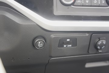 ����˧��ES9 4.18�׵��Ŵ��綯��ʽ�Ῠ ����ʱ��171.87kWhͼƬ