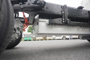 ����˧��ES9 4.18�׵��Ŵ��綯��ʽ�Ῠ ����ʱ��171.87kWhͼƬ