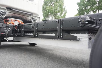 ����˧��ES9 4.18�׵��Ŵ��綯��ʽ�Ῠ ����ʱ��171.87kWhͼƬ