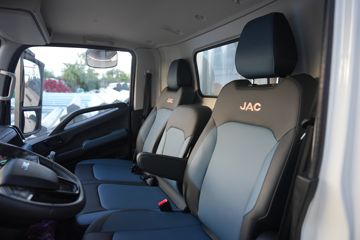 ��������ԴEZ6 ��ɲ 4.15�׵��Ŵ��綯��ʽ�Ῠ ����ʱ��120.27kWhͼƬ