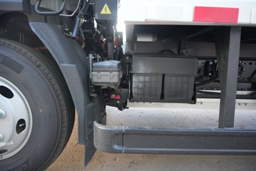 ��������ԴEZ6 ��ɲ 4.15�׵��Ŵ��綯��ʽ�Ῠ ����ʱ��120.27kWhͼƬ