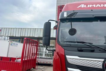 ŷ������ 4.5L���� 240���� 4X2 ��ʿ��8�� 9.8����ʽ�ػ���ͼƬ