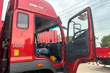 ŷ������ 4.5L���� 240���� 4X2 ��ʿ��8�� 9.8����ʽ�ػ���ͼƬ