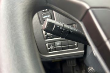 ŷ������ 4.5L���� 240���� 4X2 ��ʿ��8�� 9.8����ʽ�ػ���ͼƬ