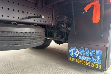 ŷ������ 4.5L���� 240���� 4X2 ��ʿ��8�� 9.8����ʽ�ػ���ͼƬ