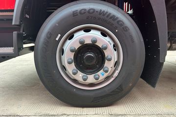 ŷ������ 4.5L���� 240���� 4X2 ��ʿ��8�� 9.8����ʽ�ػ���ͼƬ