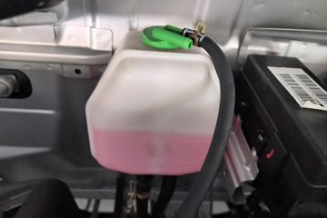 ������Խ ����K5 ������ 2L CNG 120���� 5�� 2.7��˫������΢��ͼƬ