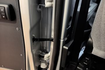 ������Խ ����K5 ������ 2L CNG 120���� 5�� 2.7��˫������΢��ͼƬ