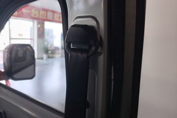 ������Խ ����K5 ������ 2L CNG 120���� 5�� 2.7��˫������΢��ͼƬ
