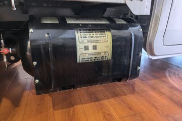 ������Խ ����K5 ������ 2L CNG 120���� 5�� 2.7��˫������΢��ͼƬ