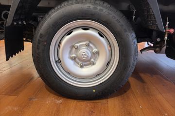 ������Խ ����K5 ������ 2L CNG 120���� 5�� 2.7��˫������΢��ͼƬ