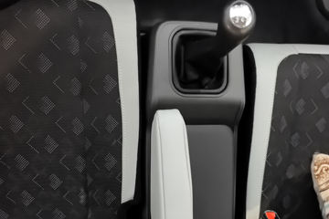 ������Խ ����K5 ������ 2L CNG 120���� 5�� 2.7��˫������΢��ͼƬ
