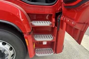 ŷ������3 7L���� 350���� 4X2 �߶� 6.8���Ű������ػ���ͼƬ
