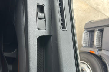ŷ������3 7L���� 350���� 4X2 �߶� 6.8���Ű������ػ���ͼƬ