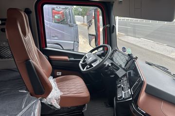 ŷ������3 7L���� 350���� 4X2 �߶� 6.8���Ű������ػ���ͼƬ
