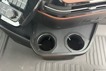 ŷ������3 7L���� 350���� 4X2 �߶� 6.8���Ű������ػ���ͼƬ