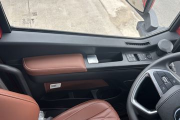 ŷ������3 7L���� 350���� 4X2 �߶� 6.8���Ű������ػ���ͼƬ
