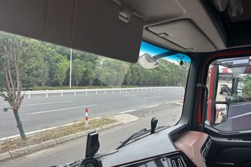 ŷ������3 7L���� 350���� 4X2 �߶� 6.8���Ű������ػ���ͼƬ
