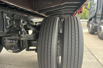 ŷ������3 7L���� 350���� 4X2 �߶� 6.8���Ű������ػ���ͼƬ