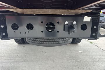 ŷ������3 7L���� 350���� 4X2 �߶� 6.8���Ű������ػ���ͼƬ