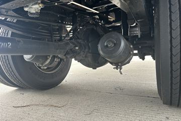 ŷ������3 7L���� 350���� 4X2 �߶� 6.8���Ű������ػ���ͼƬ