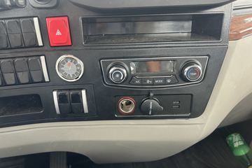 ����HOWOͳ˧T500 4.15�׵��Ŵ��綯��դʽ�Ῠ ����ʱ��217.93kWhͼƬ