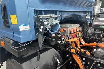 ����HOWOͳ˧T500 4.15�׵��Ŵ��綯��դʽ�Ῠ ����ʱ��217.93kWhͼƬ
