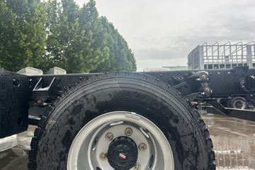 ����HOWOͳ˧T500 4.15�׵��Ŵ��綯��դʽ�Ῠ ����ʱ��217.93kWhͼƬ