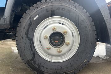 ����HOWOͳ˧T500 4.15�׵��Ŵ��綯��դʽ�Ῠ ����ʱ��217.93kWhͼƬ