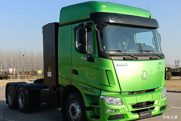 北奔重卡V5 标载版 6X4 长驾平顶 纯电动牵引车 潍柴弗迪400kWh