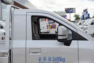 ������Խ ���� �콢�� 1.6L���� 120���� ������5�� Һɲ 3.8�׵�������΢��ͼƬ