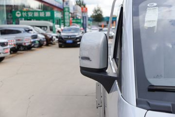 ������Խ ���� �콢�� 1.6L���� 120���� ������5�� Һɲ 3.8�׵�������΢��ͼƬ