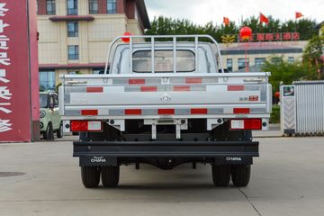 ������Խ ���� �콢�� 1.6L���� 120���� ������5�� Һɲ 3.8�׵�������΢��ͼƬ