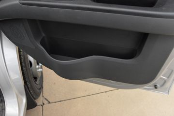 ������Խ ���� �콢�� 1.6L���� 120���� ������5�� Һɲ 3.8�׵�������΢��ͼƬ