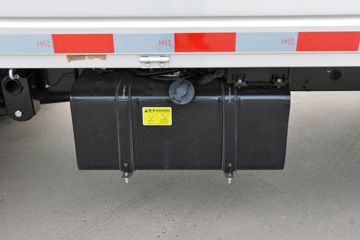 ������Խ ���� �콢�� 1.6L���� 120���� ������5�� Һɲ 3.8�׵�������΢��ͼƬ