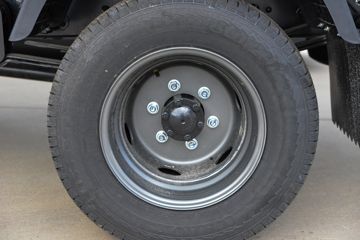 ������Խ ���� �콢�� 1.6L���� 120���� ������5�� Һɲ 3.8�׵�������΢��ͼƬ