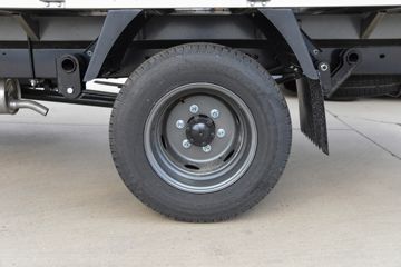 ������Խ ���� �콢�� 1.6L���� 120���� ������5�� Һɲ 3.8�׵�������΢��ͼƬ
