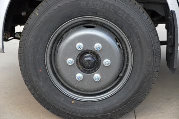 ������Խ ���� �콢�� 1.6L���� 120���� ������5�� Һɲ 3.8�׵�������΢��ͼƬ