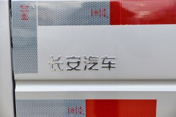 ������Խ ���� �콢�� 1.6L���� 120���� ������5�� Һɲ 3.8�׵�������΢��ͼƬ