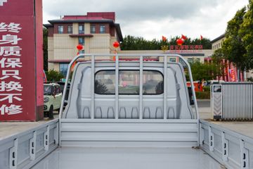 ������Խ ���� �콢�� 1.6L���� 120���� ������5�� Һɲ 3.8�׵�������΢��ͼƬ