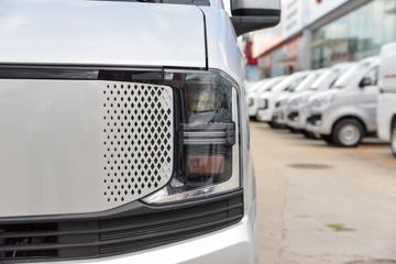 ������Խ ����K5 ���ʰ� 1.6L���� 120���� 5�� 3.3�׵�������΢��ͼƬ